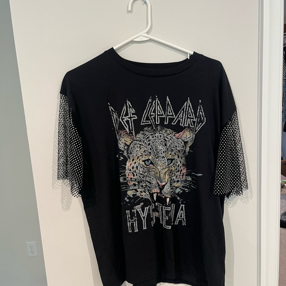 Black rhinestones Graphic T-Shirt